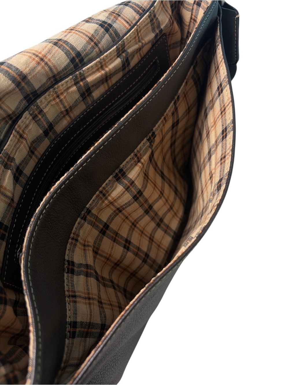 Levenger Pebbled Leather Messenger Bag Laptop Tablet Bomber Mocha Shoulder Strap - Picture 9 of 16